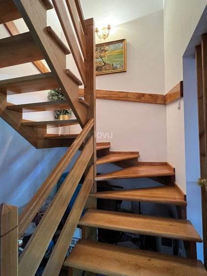 Vand vila eleganta, Busteni, vedere Cruce Caraiman, toate utilitatile - 9