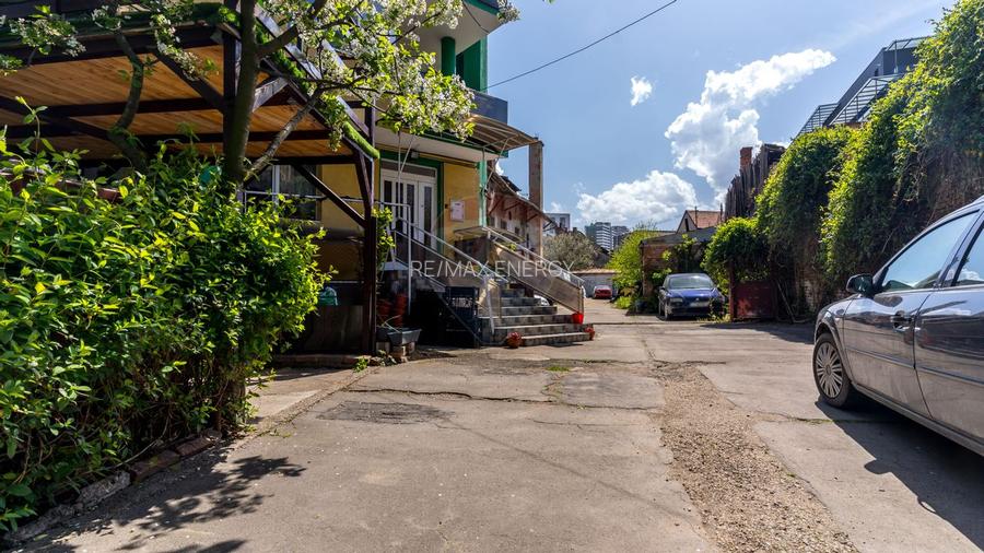 Casa pe 5 nivel-Ideala pentru Locuinta, Sediu Firma sau Investitie! - 2