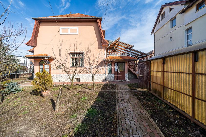 Casa 7 camere, 240 mp, garaj, pivnita, parcul Sub Arini - 3