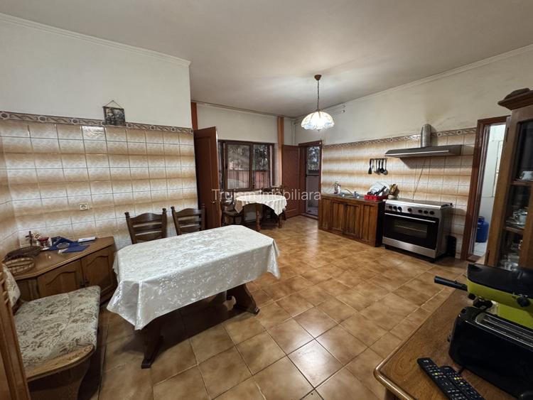 Casa cu teren de 526 mp in zona Lupeni - 20