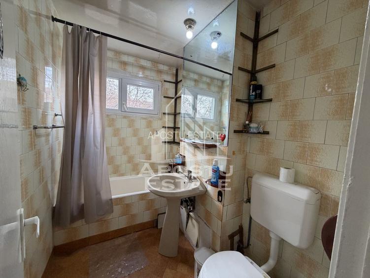 Apartament 3 camere , Centrala proprie , 65 mp , Take Ionescu - 8