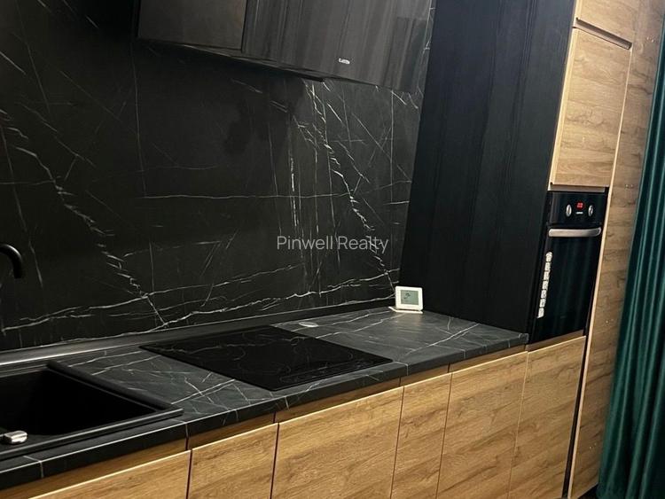 2 Room I Modern I Exigent Plaza - 7