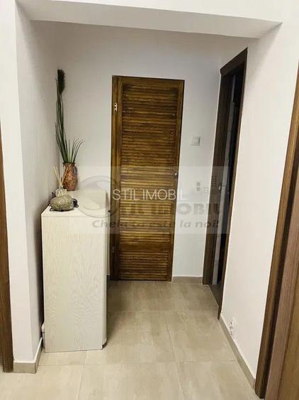 Apartament 3 camere Podul de Fier 700 Euro - 6