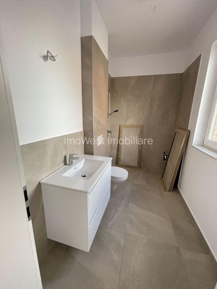 Braytim | Case insiruite | 4 camere | Strazi asfaltate | Comision 0% - 7