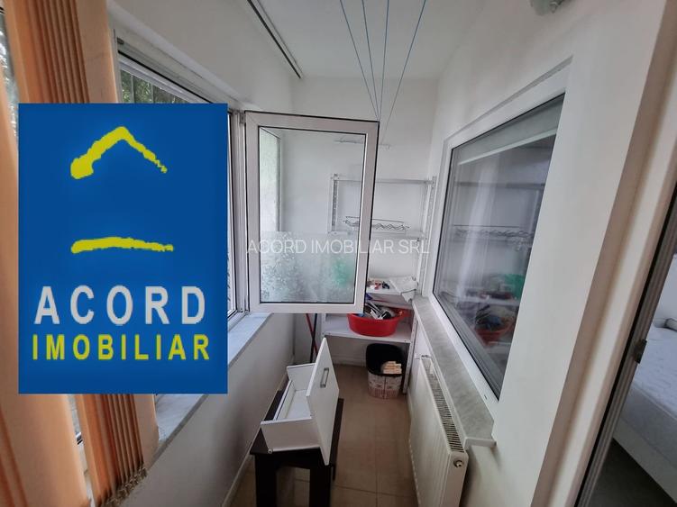 Capitol-apartament 3 camere decomandat finisat modern - 13