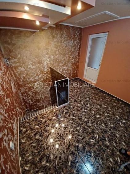 Palat P+1+M, 300mp construiti ,TOTUL NOU  Chercea Mobilat tot NOU ! - 9