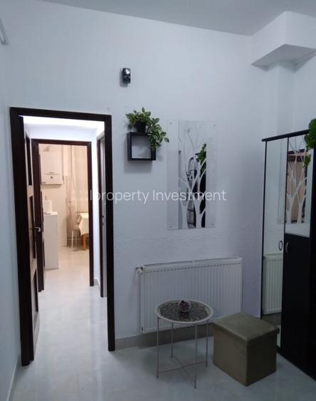 Piata Romana | 2 Camere | Centrala Proprie | Parter | Metrou 3min - 9