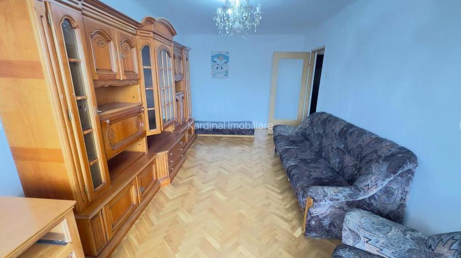 Apartament 3 camere etaj intermediar ,zona  Judetean - 11