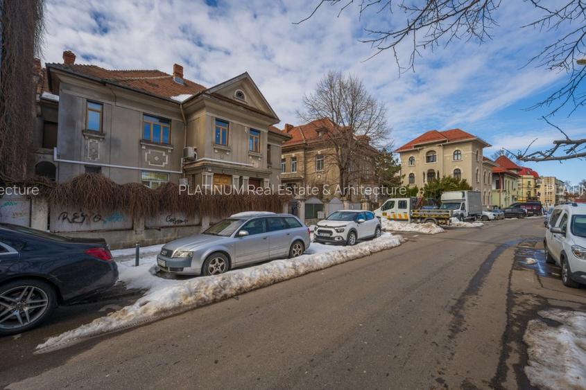 Inchiriere 4 camere in vila zona Plantelor - Dr. Burghelea  - 2