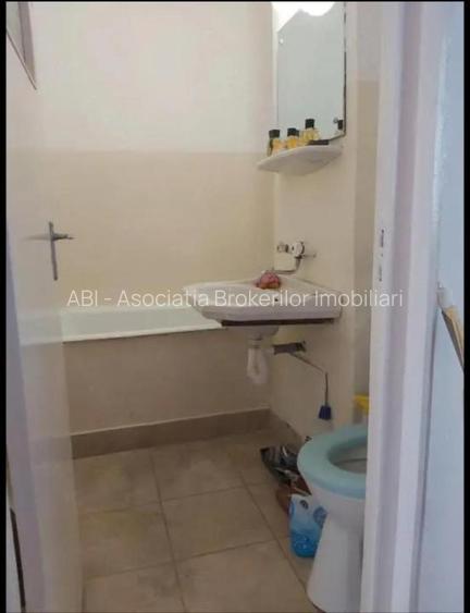 Dristot metrou/Garsoniera 27mp,bloc 1984/ 60.000euro - 4