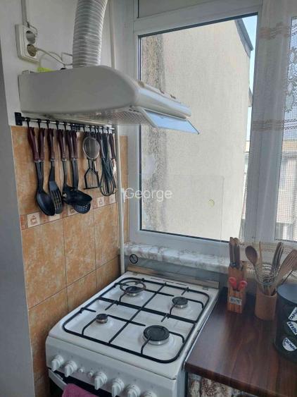 Vând apartament 2 camere decomandat zona Podgoriilor  - 10