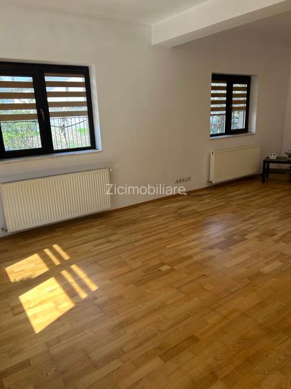 Vilă P+1 4 camere Teren 300 mp  Bragadiru – Strada Safirului - 17