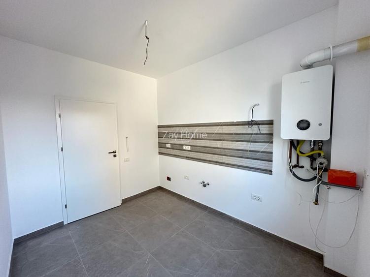 Decomandat. Etaj 1. Geam la baie. - 4