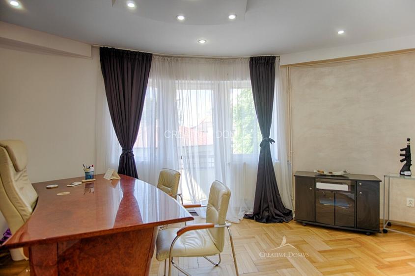 Piata Sf. Stefan - Calarasilor, Spatiu de birouri, 4 camere - 2