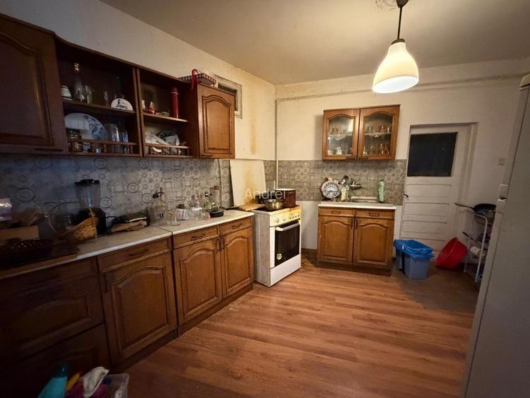 Casa 6 camere, Zavoiului, strada linistita  - 5