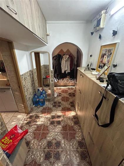 Etaj 2, fara risc, 3 camere zona Mircea cel Batran - 14