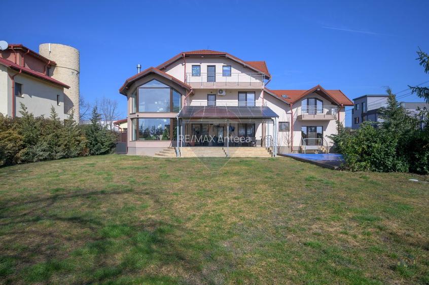 Vila cu design spectaculos, tehnologie smart & lifestyle complet - 50