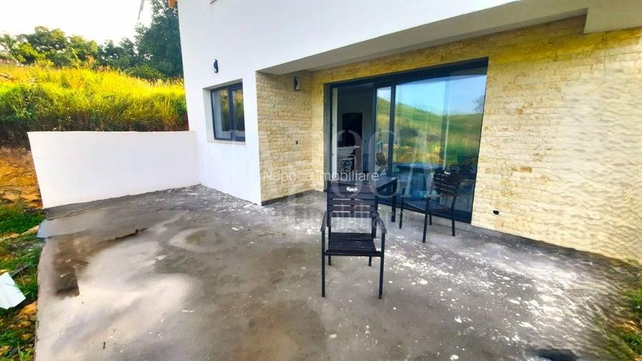 Casa 5 camere de vanzare in Salicea - 3