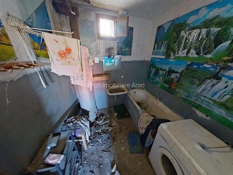 Teren 1270mp cu Casa in Santana, necesita amenajare/demolare - 18