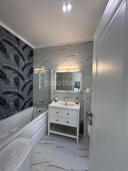 4 camere cu vedere la mare, mobilat si utilat, confort lux si loc de parcare - 15