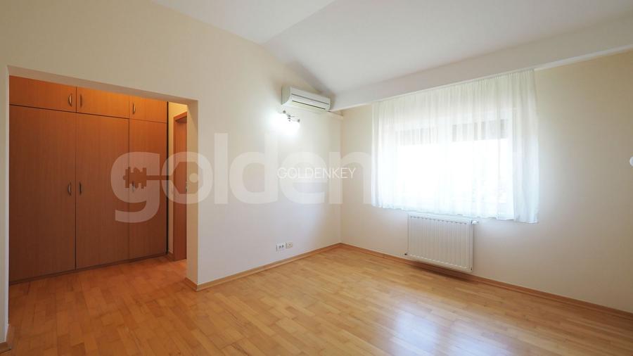 Vilă cu 5 camere | 2 garaje | 350mp gradina - 19