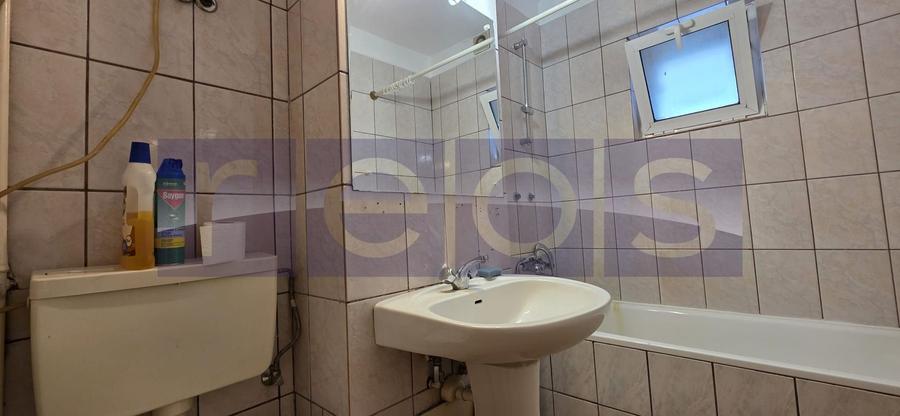 VANZARE 5 CAMERE DECOMANDAT -UNIRII -FANTANI - 17