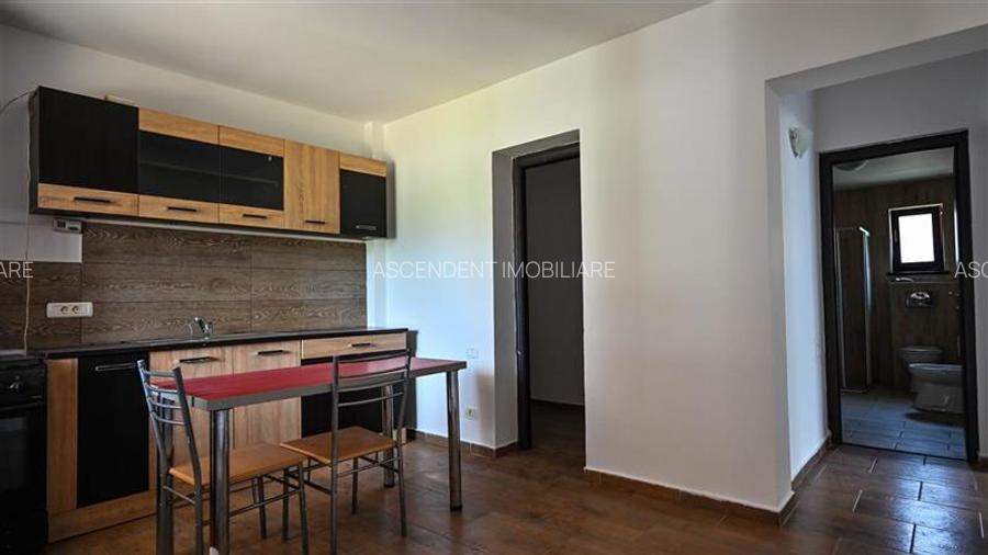 Casa cu 4 apartamente independente: Oportunitate Rezidential/ Investitionala in - 21