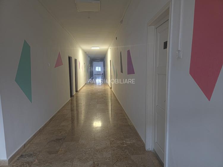 Spațiu ideal activități diverse – 22 mp Faleza Nord Birou - 10