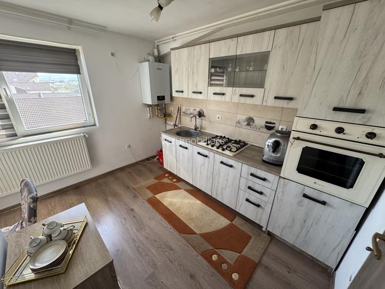 Apartament in regim hotelier | 3 camere | 2 băi - 5