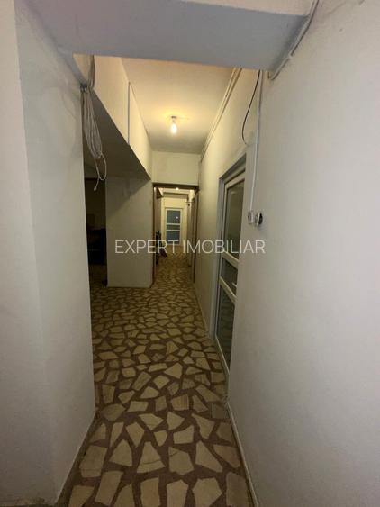 Lacul Tei spatiu comercial 544 mp utili la parter de bloc 970 euro/mp - 7