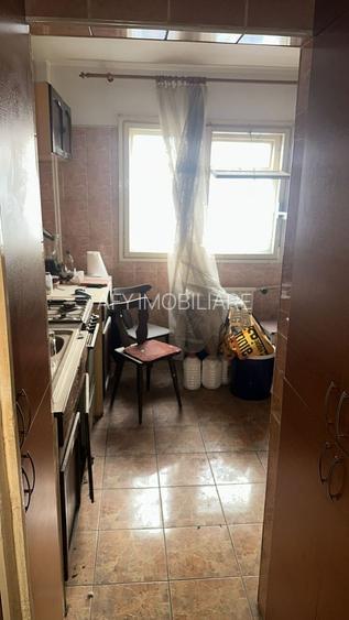 De Vanzare Apartament 3 Camere, Piata Rahova - Sebastian - 11