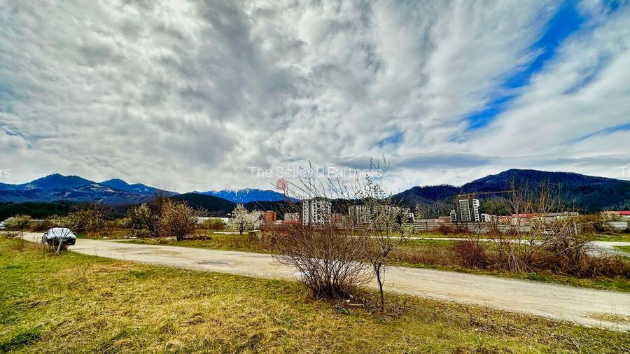 Teren Intravilan Zona Rezidentiala - 3