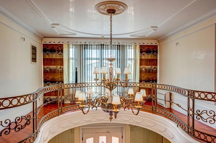 PROPRIETATE CU ENERGIE PURA |  Sanctuarul Eleganței și Rafinamentului - 14