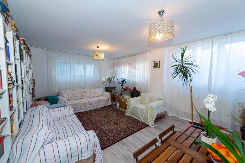 Apartament deosebit 3 camere, decomandat, vanzare, 100mp curte proprie - 19