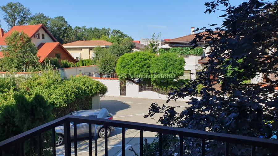 Casa superba langa padurea Baneasa, liceul Francez, metrou Paris, curte proprie - 2