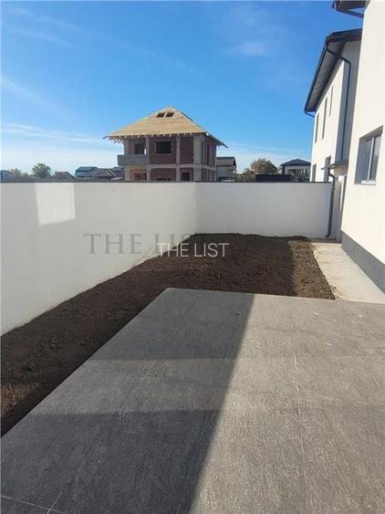 De Vanzare | Vila cu 5 camere | Tunari - 3