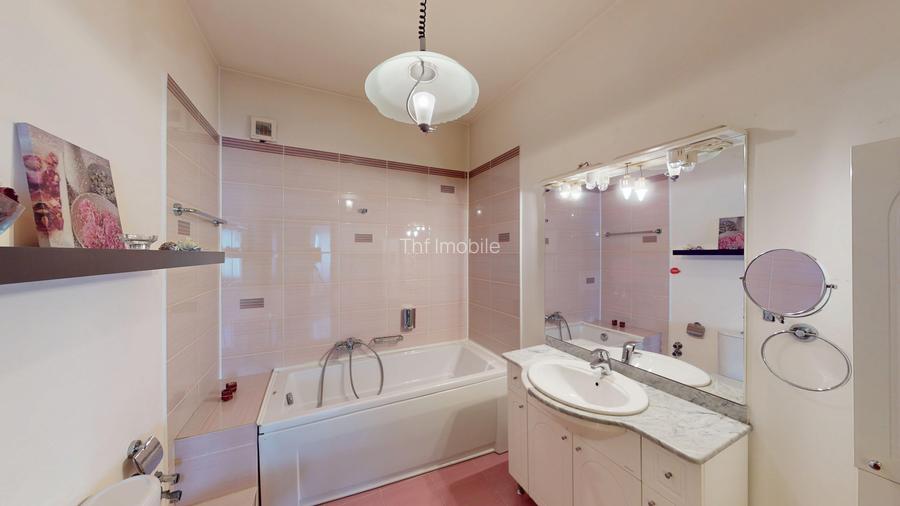 Vilă individuală, 5-6 camere- apariție rară- Sector 1 - 6