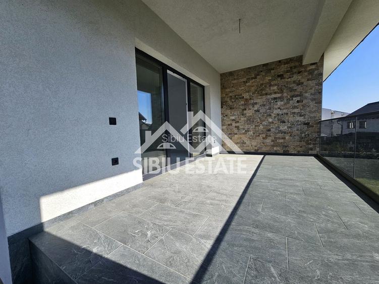 Casa Sibiu, intrare Selimbar, garaj, pivnita, curte mare - 20