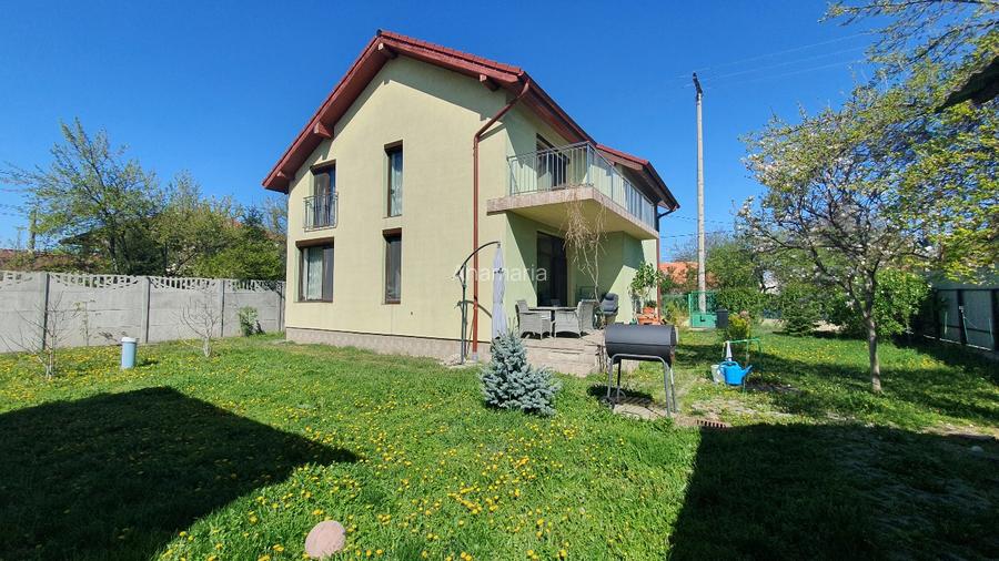 Proprietar vând casă individuală pe colț în zonă liniștită - 3