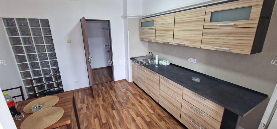 Doua camere comfort maxim, zona Trocadero. - 6