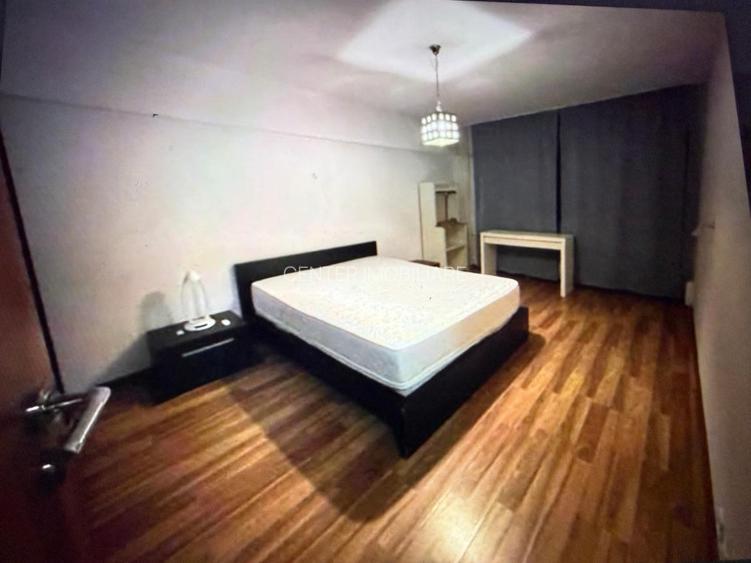 UNIRII,Biblioteca Națională, 3 camere deosebit, 100 mp, etaj 1, terase - 3