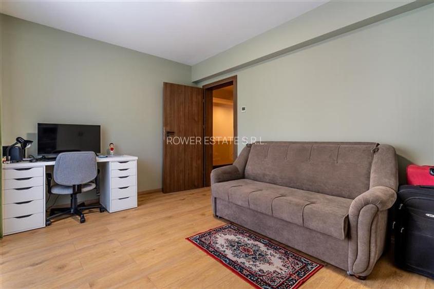 Casa cu dotari premium si finisaje de calitate ,Demisol +Parter+Etaj situata in - 20