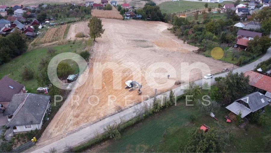 Teren intravilan de vânzare în Groși 713 mp, central - 3