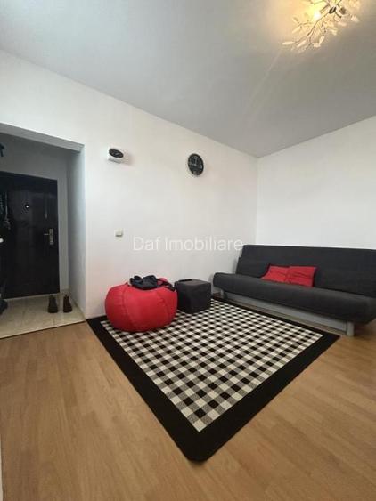 95000euro-2camere-53mp -Jiului-centrala proprie -bloc nou - 3