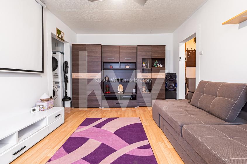 Vânzare apartament cu 2 camere, semidecomandat, zona Florilor - 2