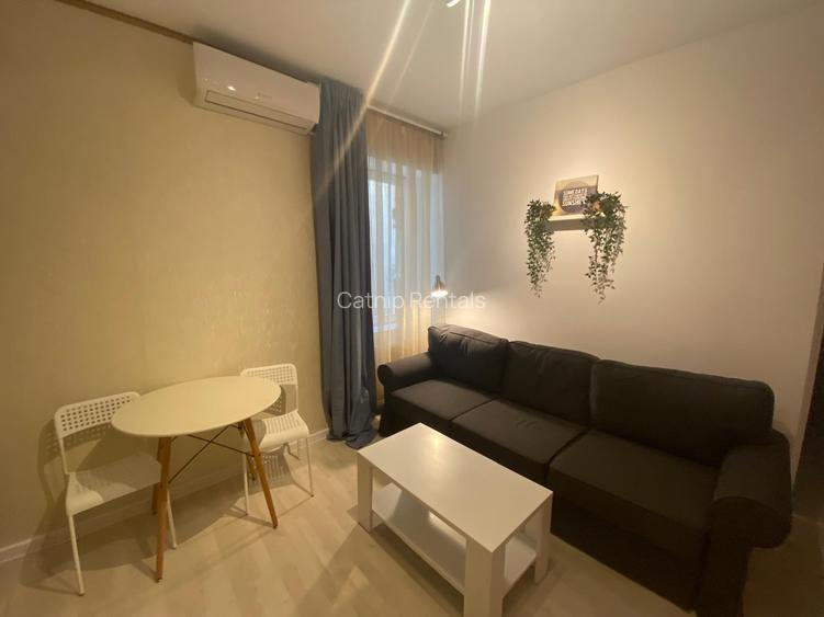 2-Bedroom Apartment for Rent – Central & Parkside Location - 4