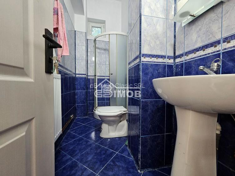 Spatiu comercial/birou de inchiriat – Micro 4, zona cu trafic pietonal intens - 4