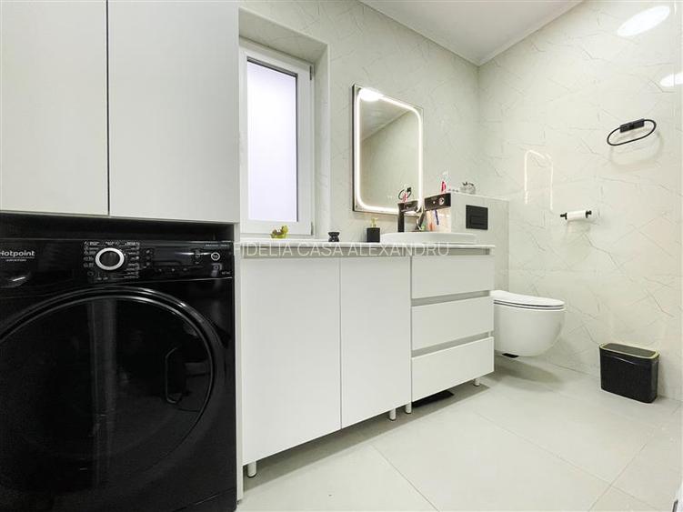 Casa cu 3 camere, 400mp, de vanzare in Miroslava-Ciurbesti. Comision 0 - 10