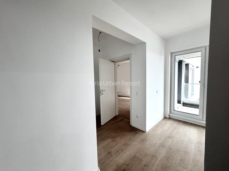 3 camere- Nou-Gata de mutare - 83mp SU totala-Sectorul 1/Zona Mall Colosseum - 12
