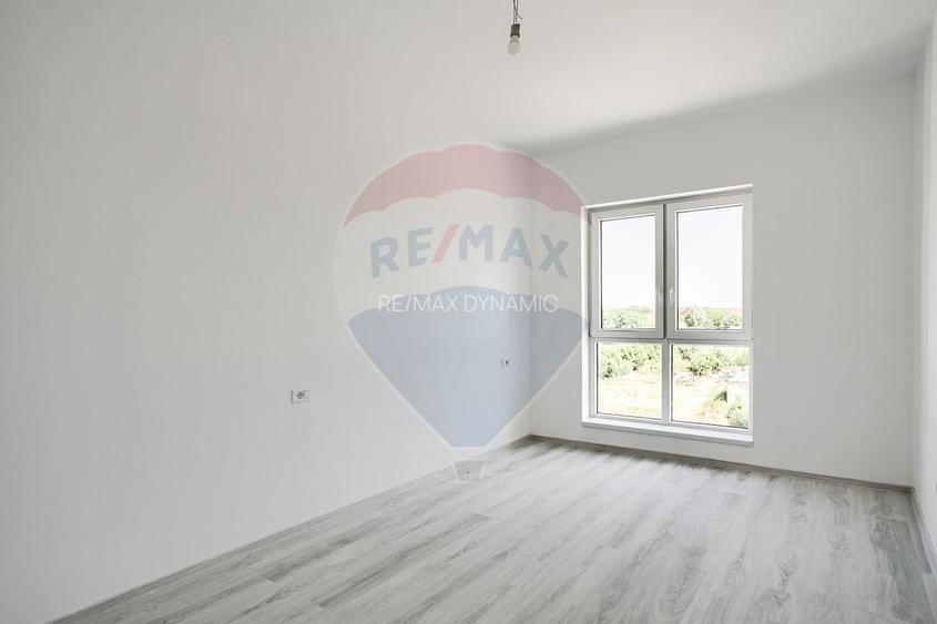 Apartament Nou 3 camere de vânzare zona Gradiste - 9